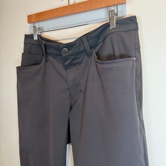 Lululemon Men's ABC Classic Fit 5 Pocket Pants Size 34 Obsidian Gray *FLAWS* - Picture 4 of 15